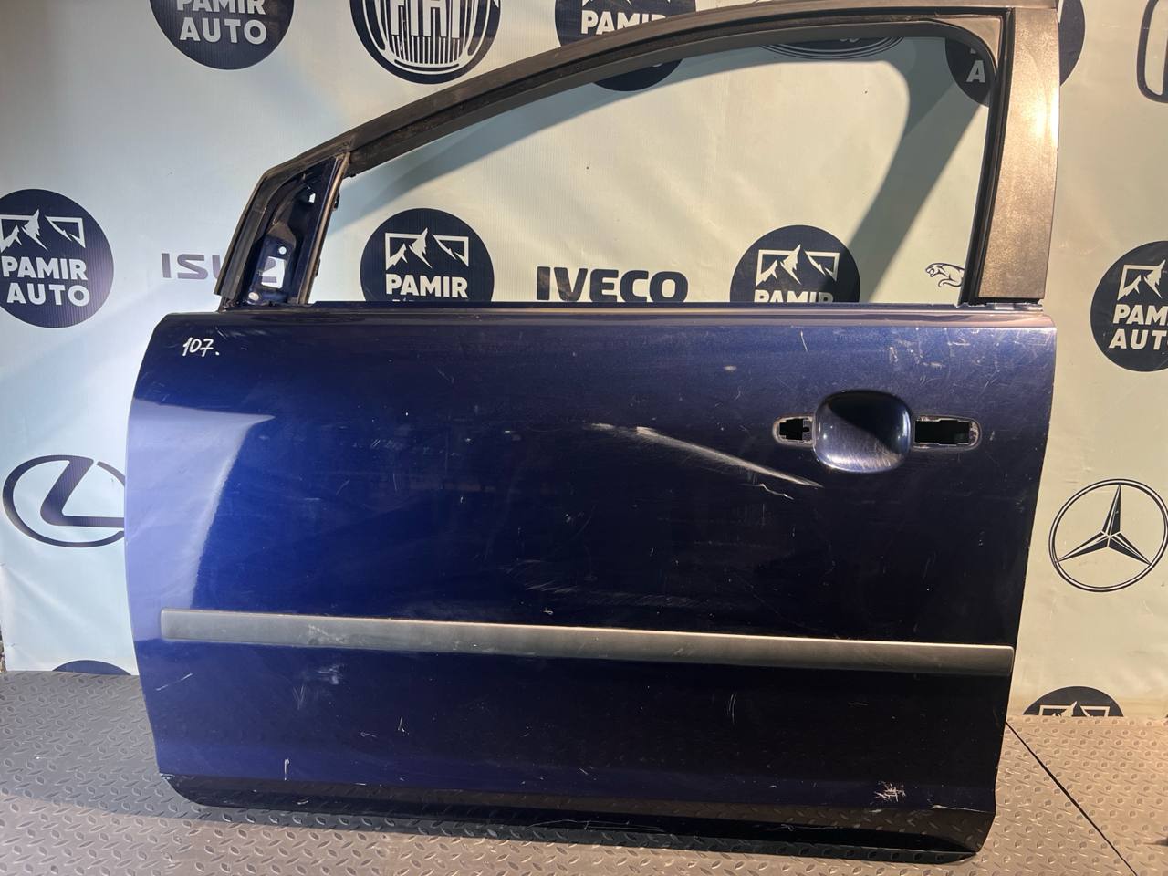 Дверь передняя левая Ford Focus/2 2004-2011