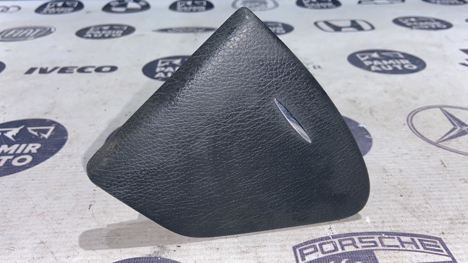 Пепельница правая Mercedes E/W211 2002-2009