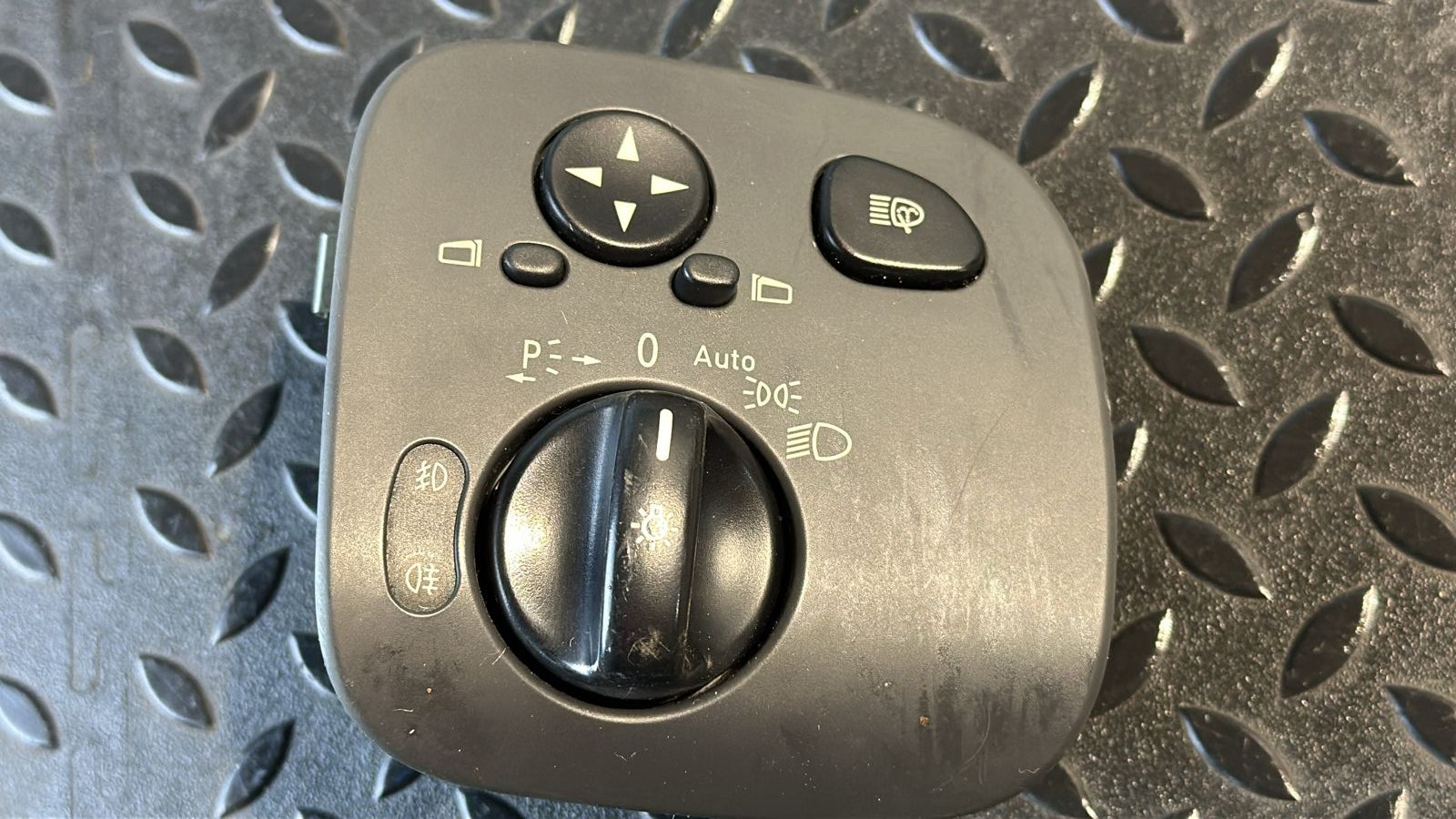 Переключатель света фар Mercedes C/W203 2000-2008