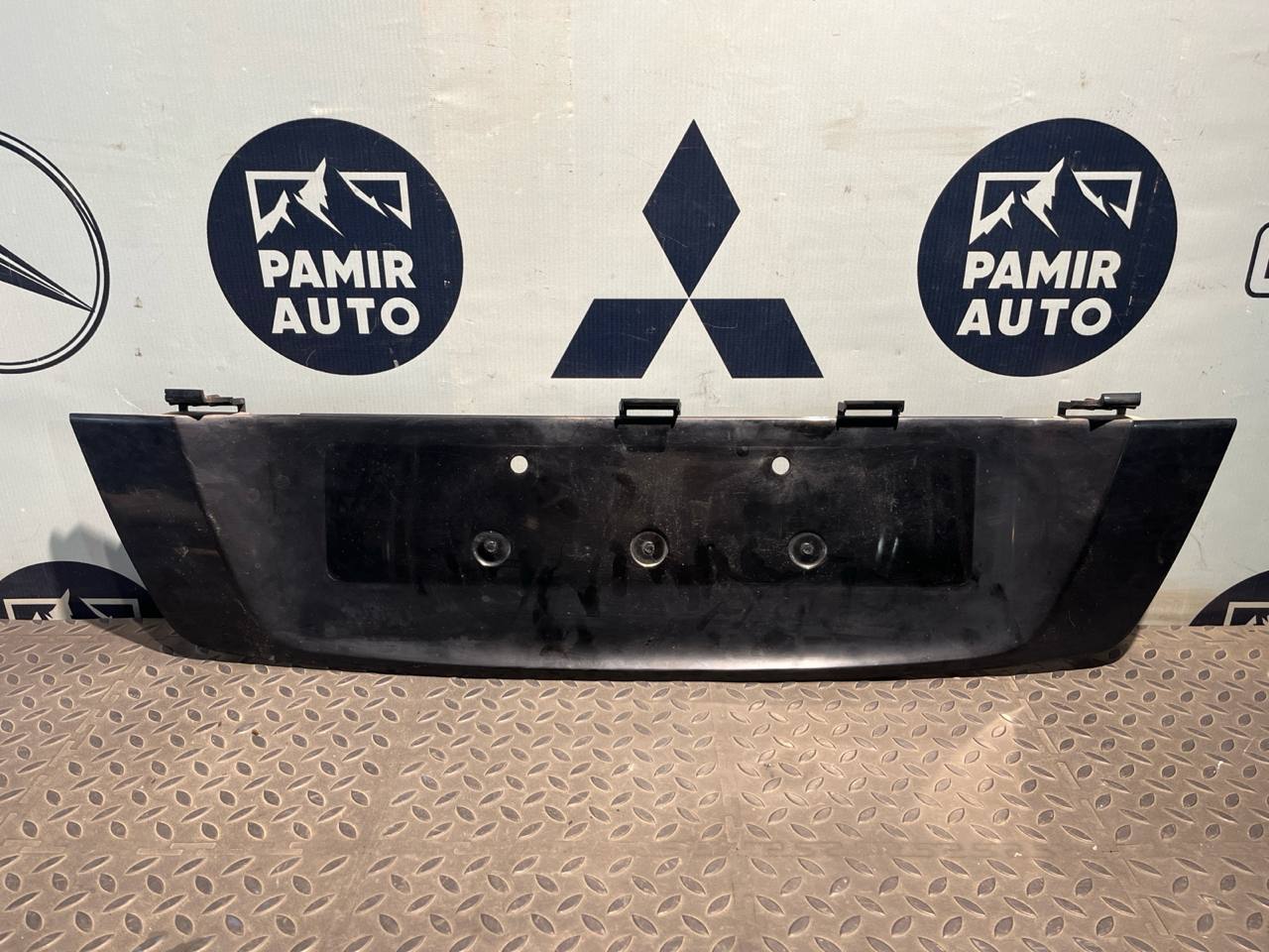 Накладка двери багажника Toyota Land Cruiser Prado/120 2002-2009