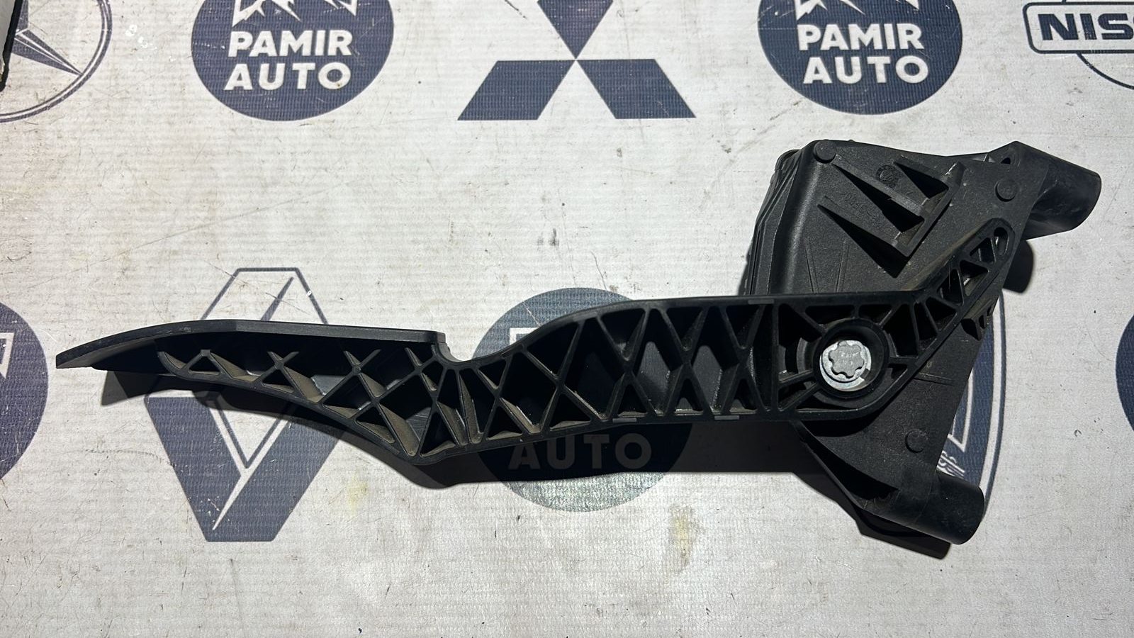 Педаль газа Opel Zafira/B 2005-2014