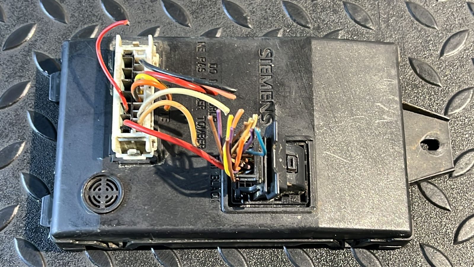 Блок комфорта Renault Sandero 2009-2014