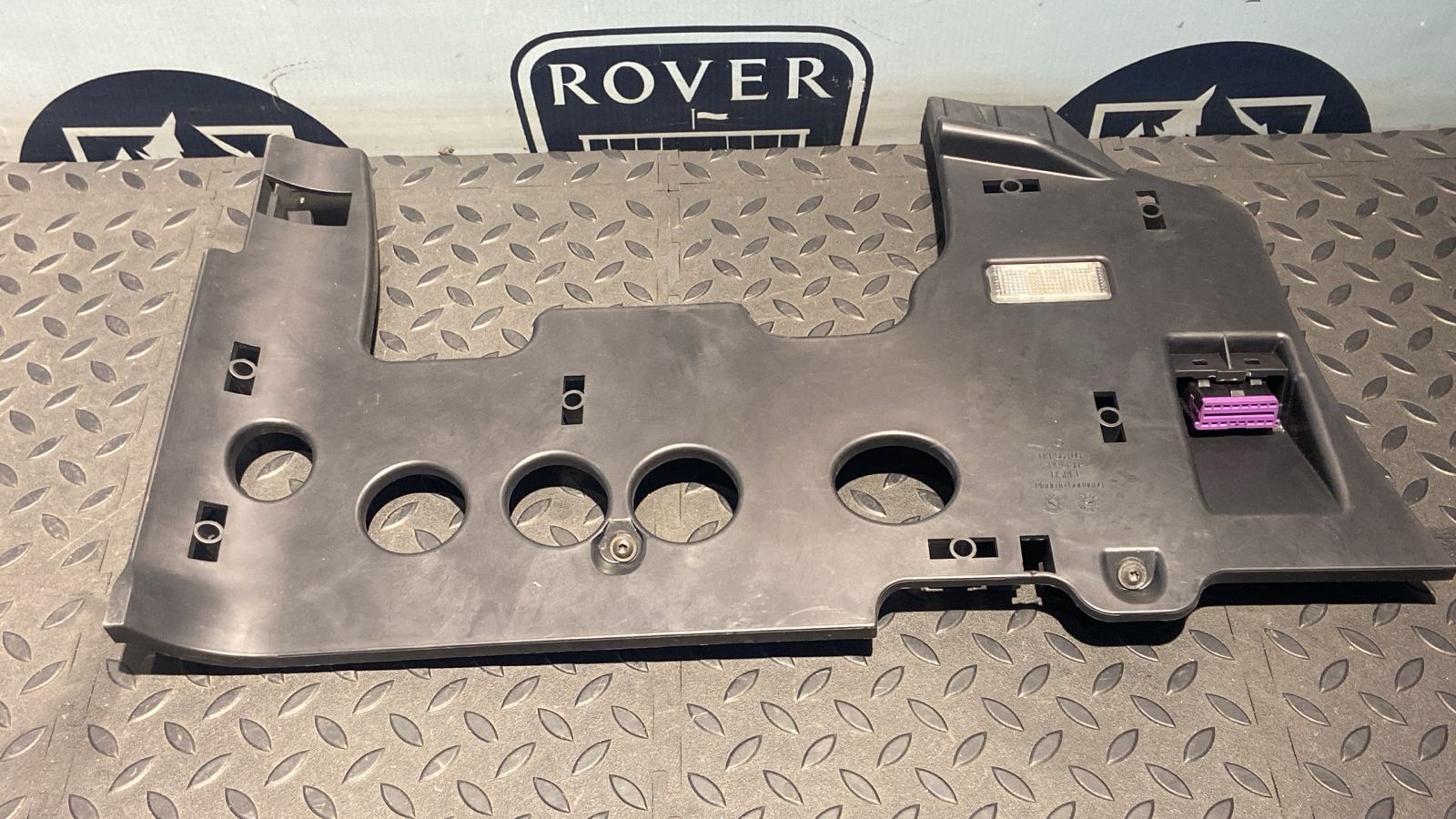 Накладка на торпедо Volkswagen Golf/5 2003-2009