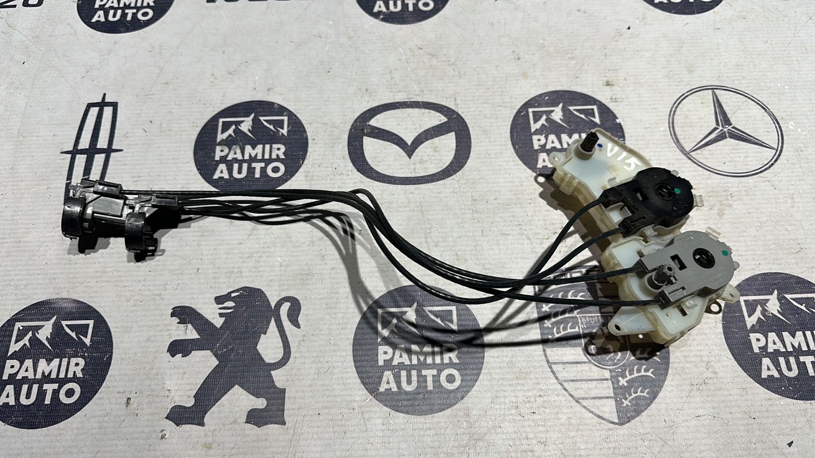 Трос отопителя Ford Focus 1998-2007