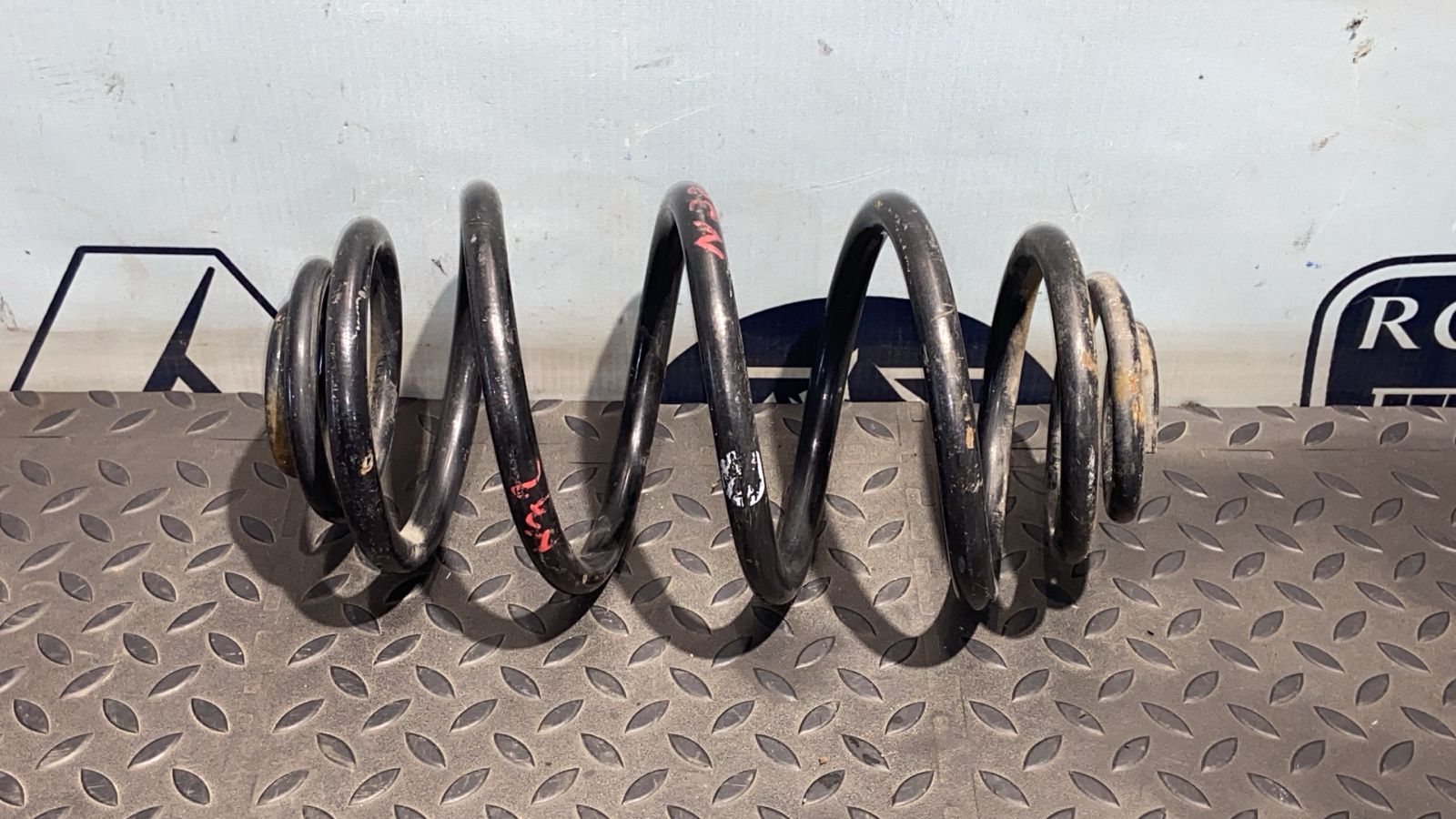 Пружина задняя Opel Zafira/B 2005-2014