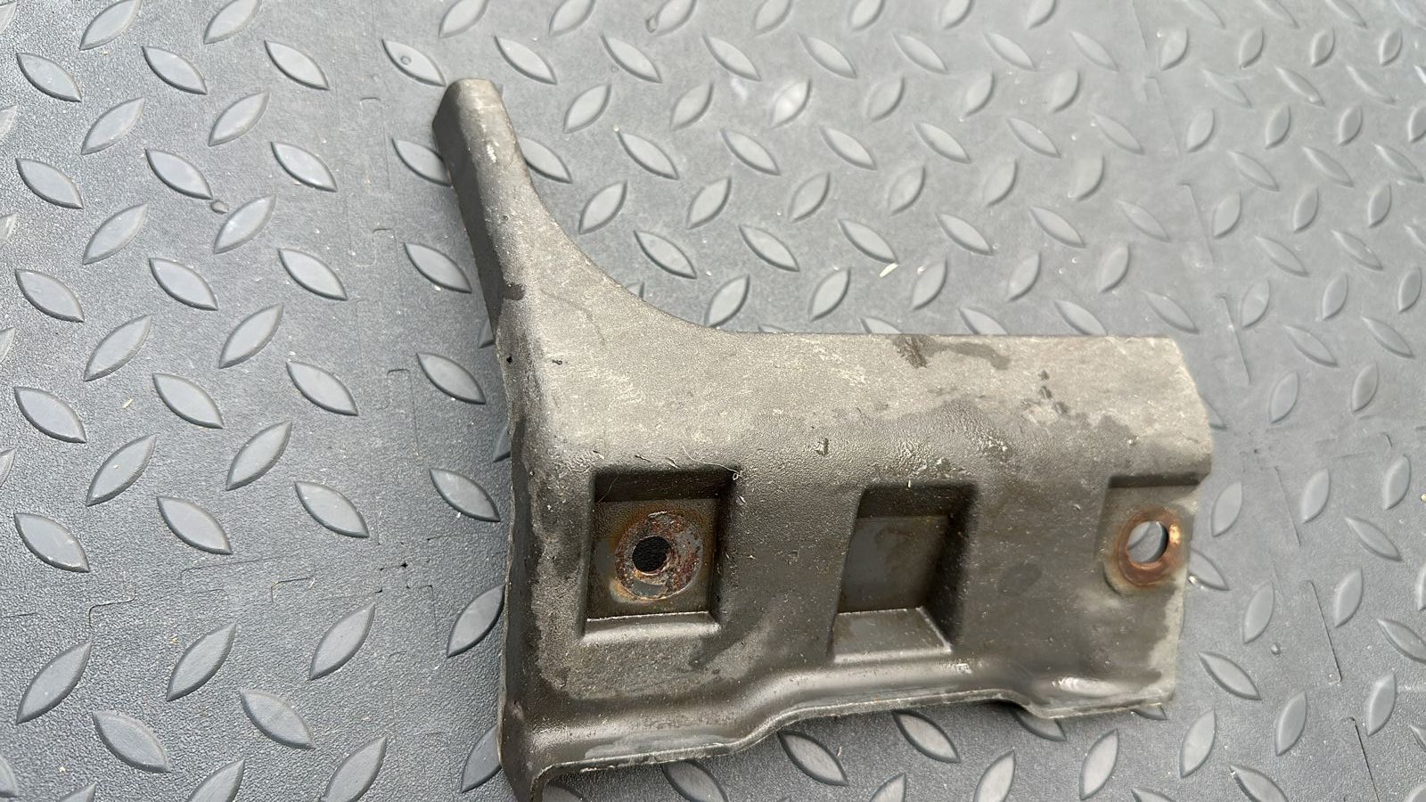 Накладка порога левая Ford Focus/2 2004-2011