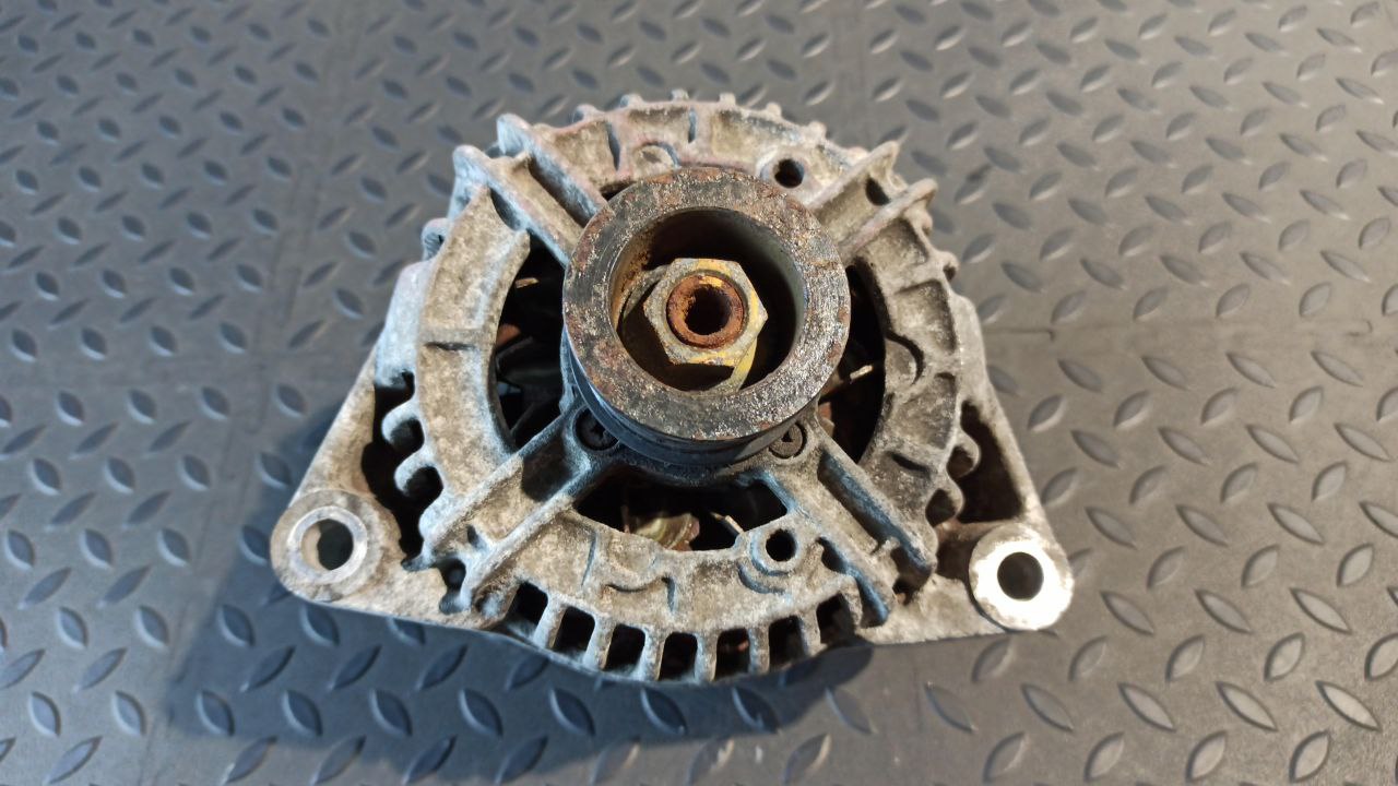 Генератор Mercedes C/W203 2000-2008