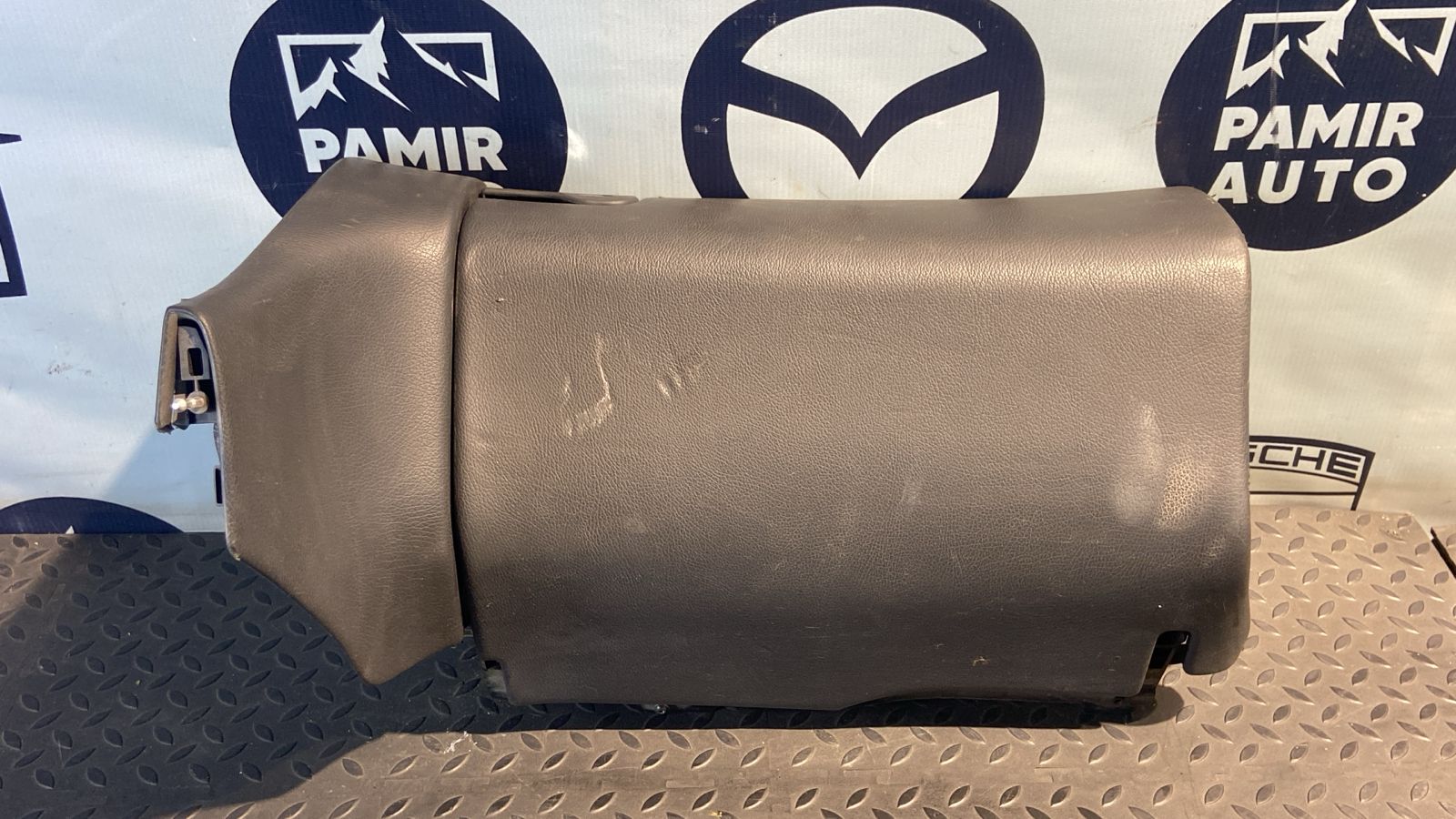 Бардачок Mercedes C/W203 2000-2008