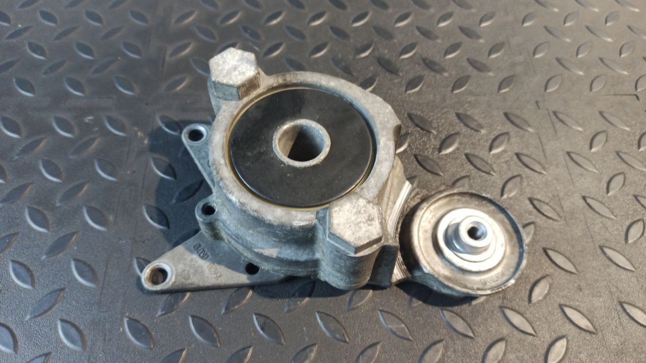 Натяжитель ремня Toyota Avensis/2 2003-2009