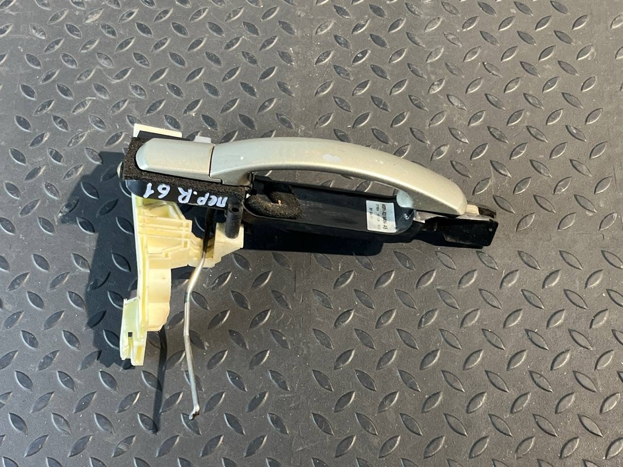 Ручка двери передняя правая Ford Mondeo/3 2000-2007