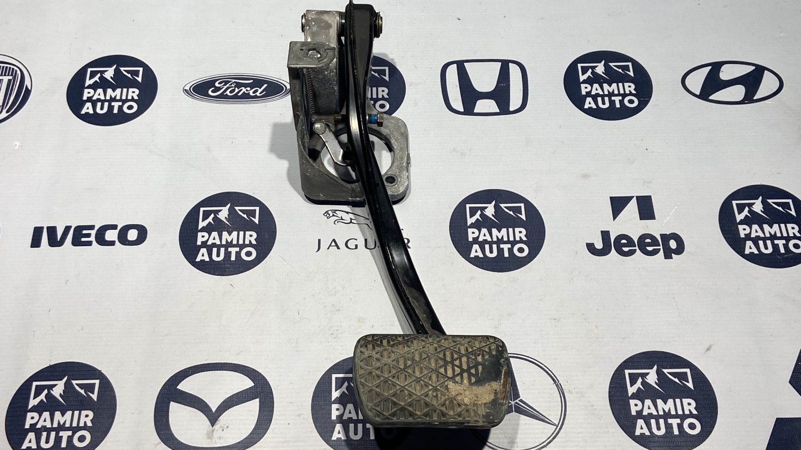 Педаль тормоза Mercedes E/W211 2002-2009