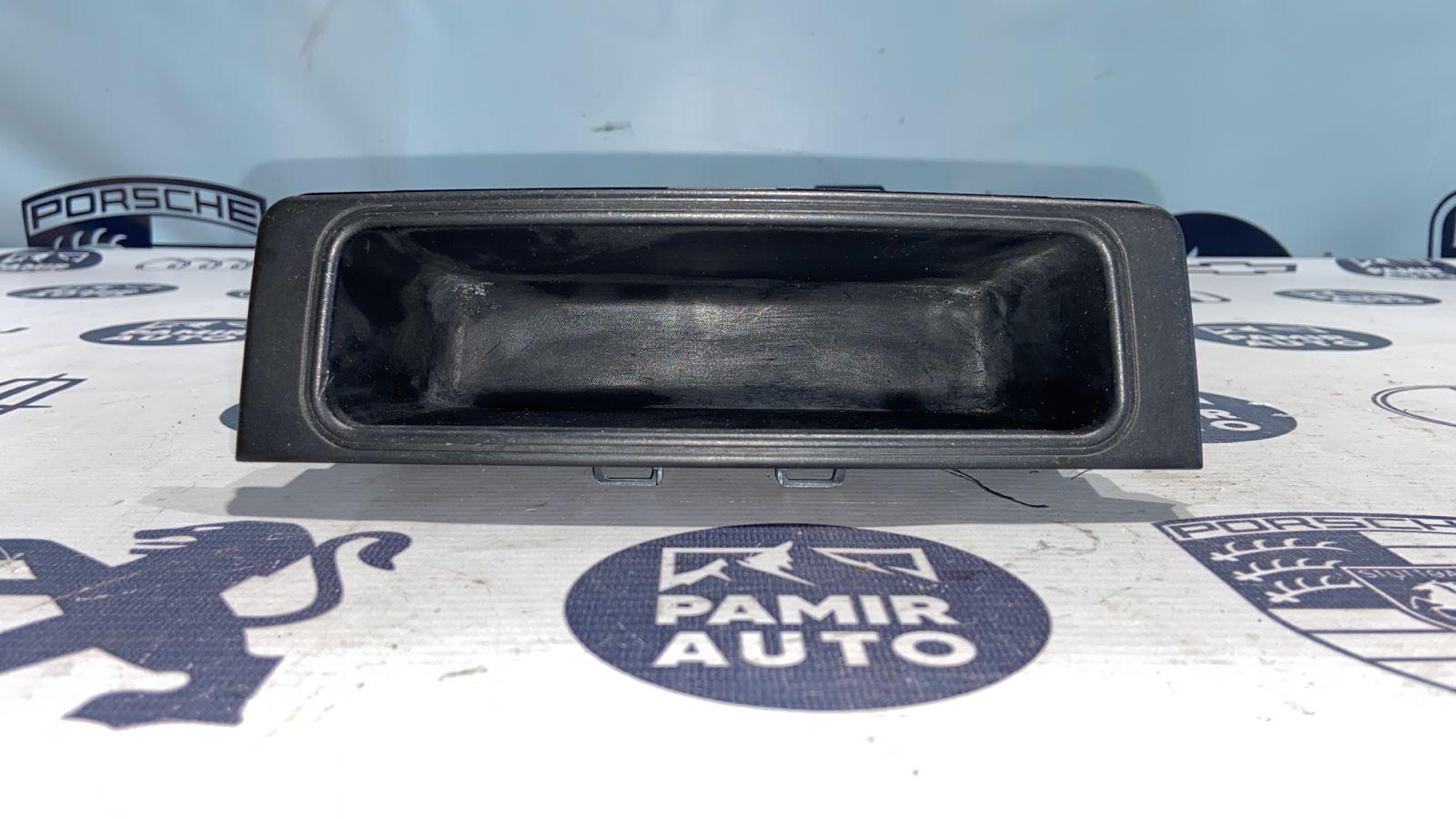 Бардачок Mercedes C/W203 2000-2008