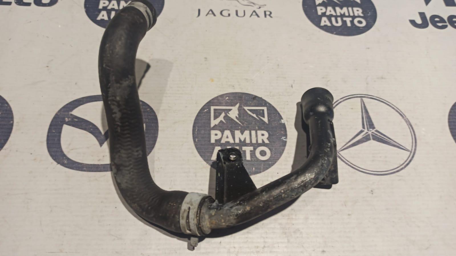 Патрубок ОЖ Mercedes E/W210 1995-2003