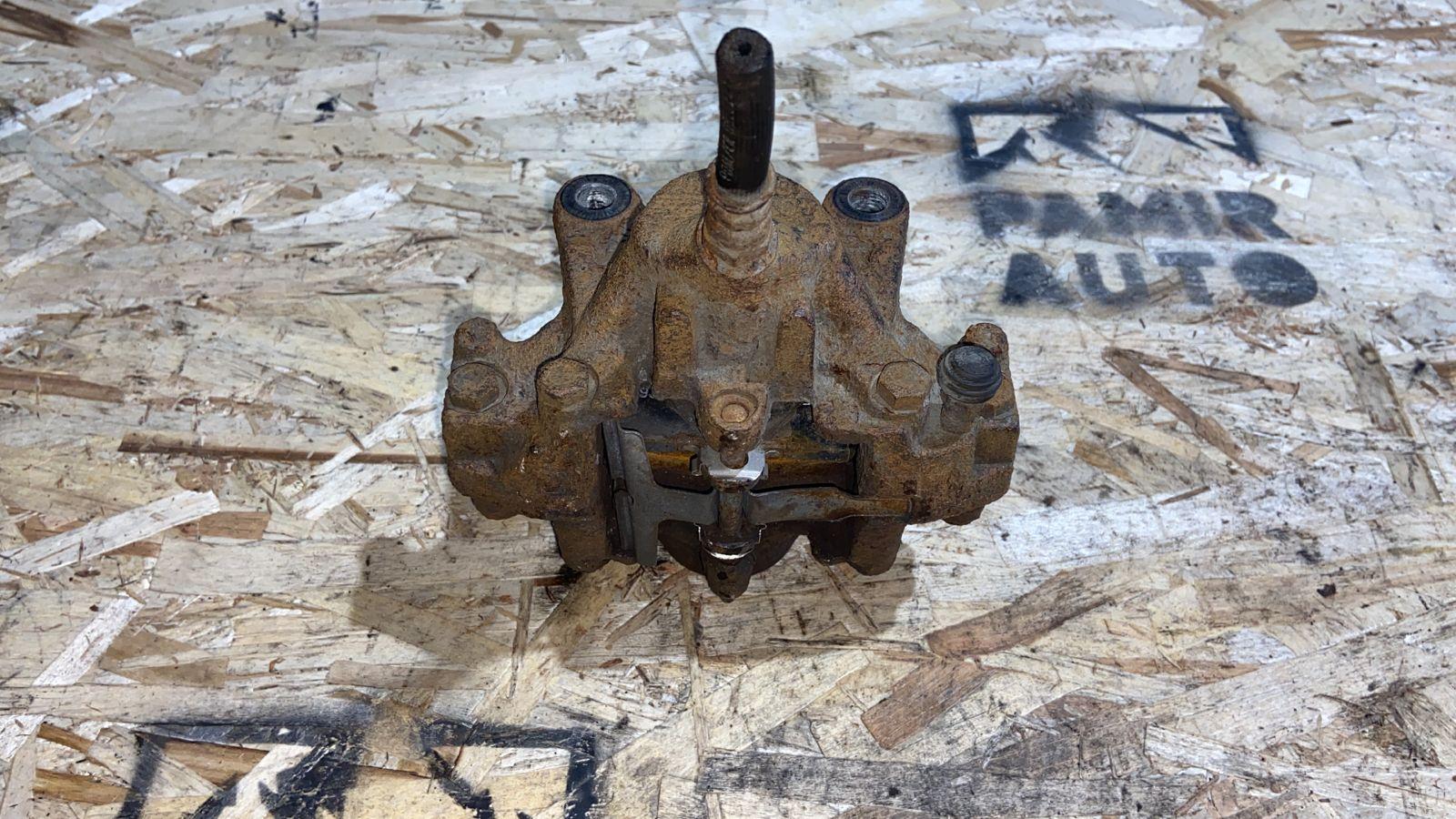 Суппорт задний правый Mercedes C/W203 2000-2008