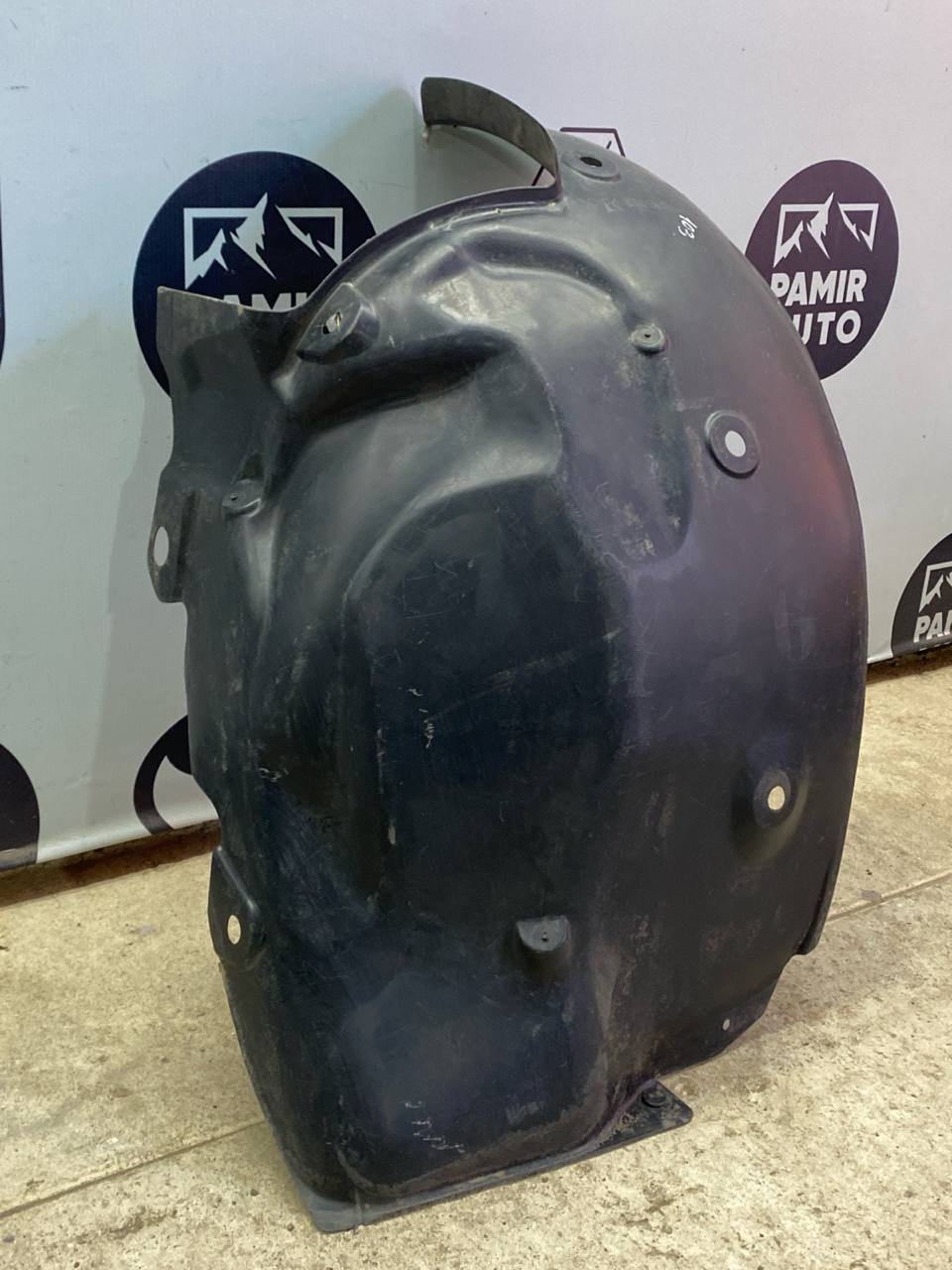 Локер (Подкрылок) передний правый Renault Scenic/2 2003-2009