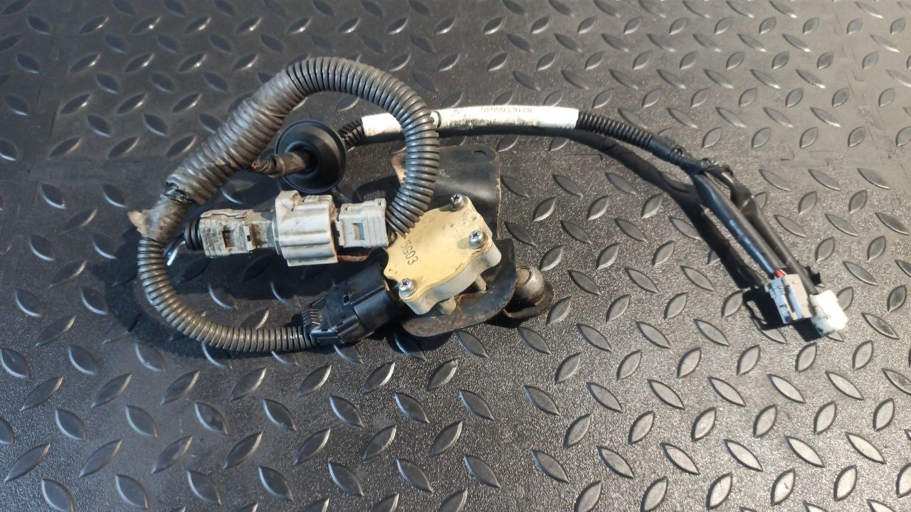 Датчик положения кузова Toyota Avensis/2 2003-2009