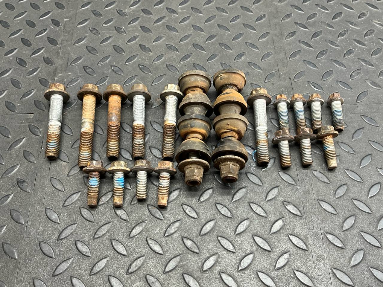 Болт подвески задний Ford Focus/2 2004-2011