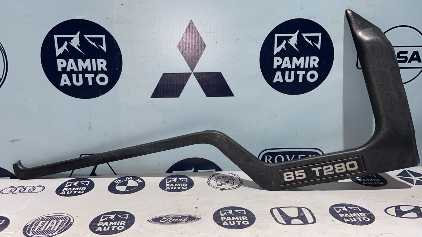 Накладка двери передняя правая Ford Transit 2000-2006