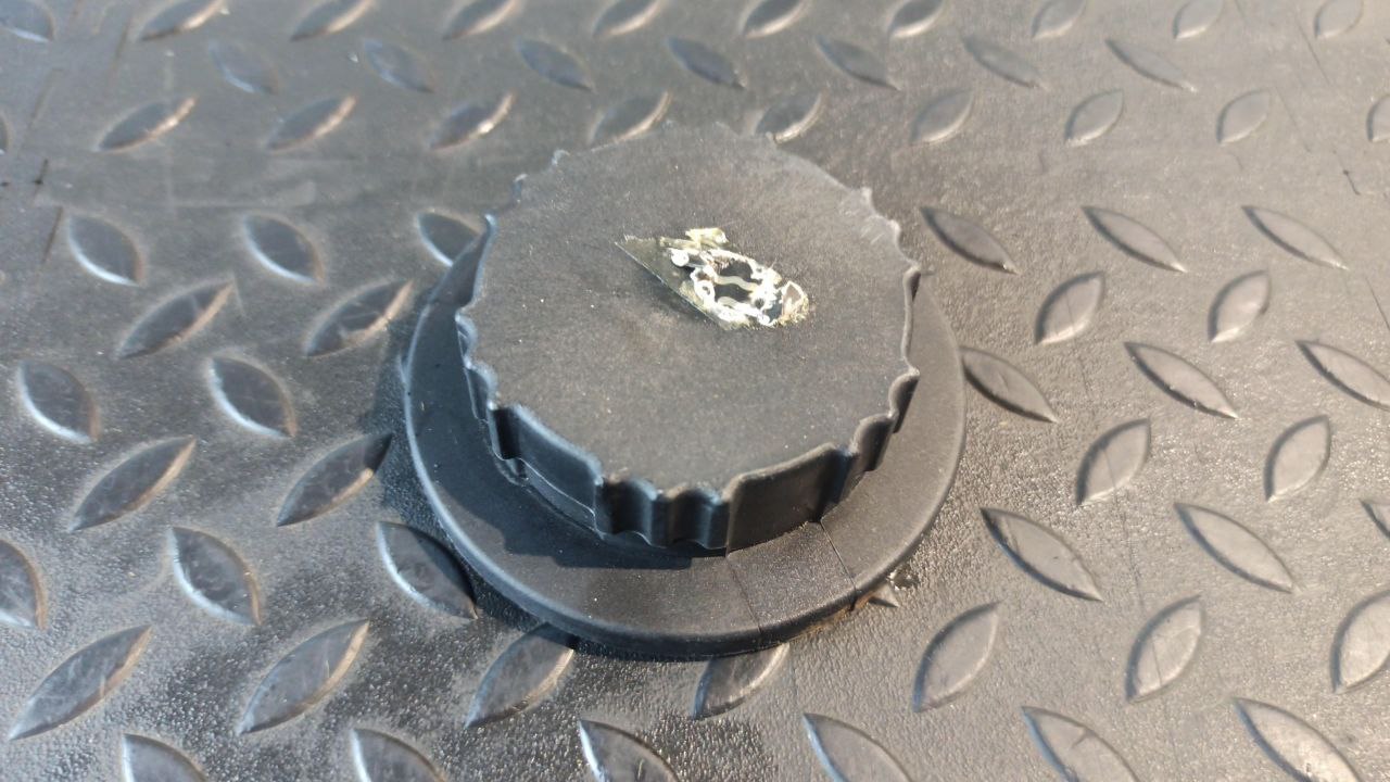 Крышка расширительного бачка Mercedes M/W163 1997-2005