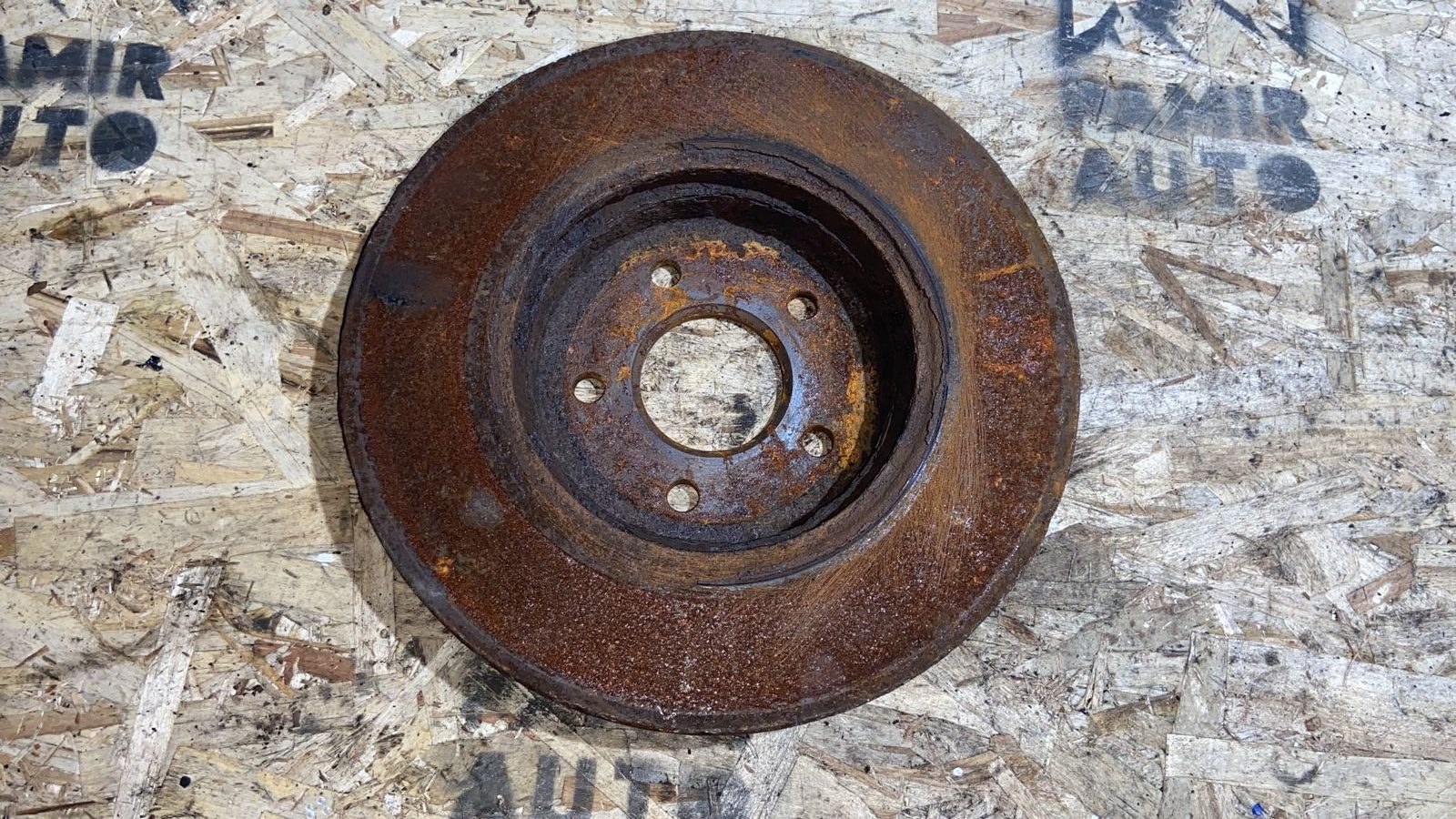 Диск тормозной передний Ford Mondeo/3 2000-2007