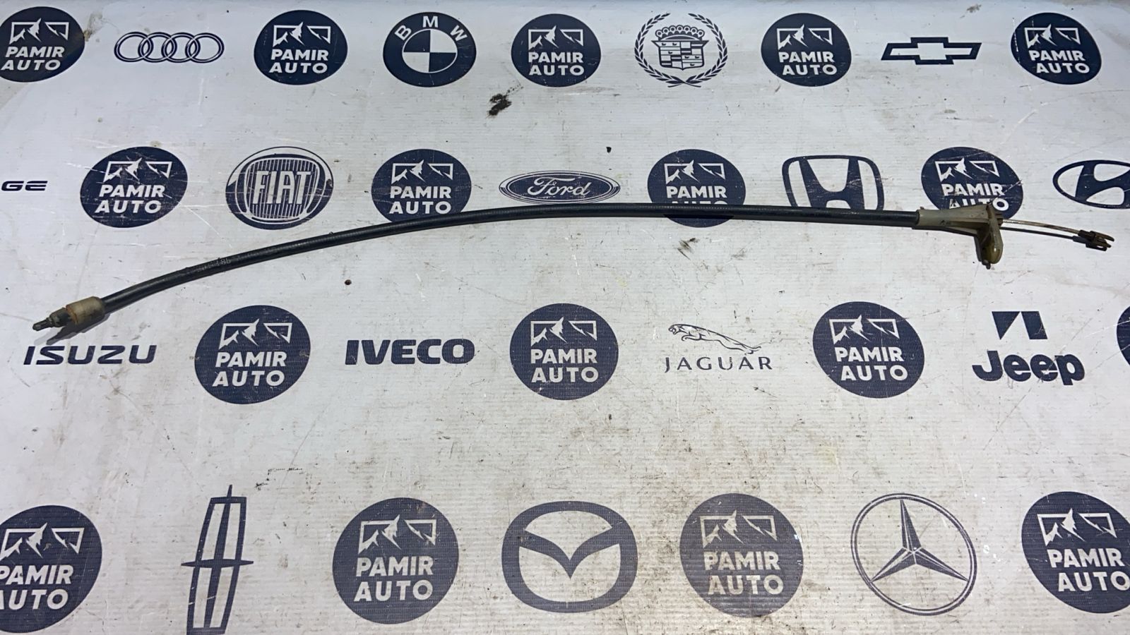 Трос стояночного тормоза правый Mercedes C/W203 2000-2008