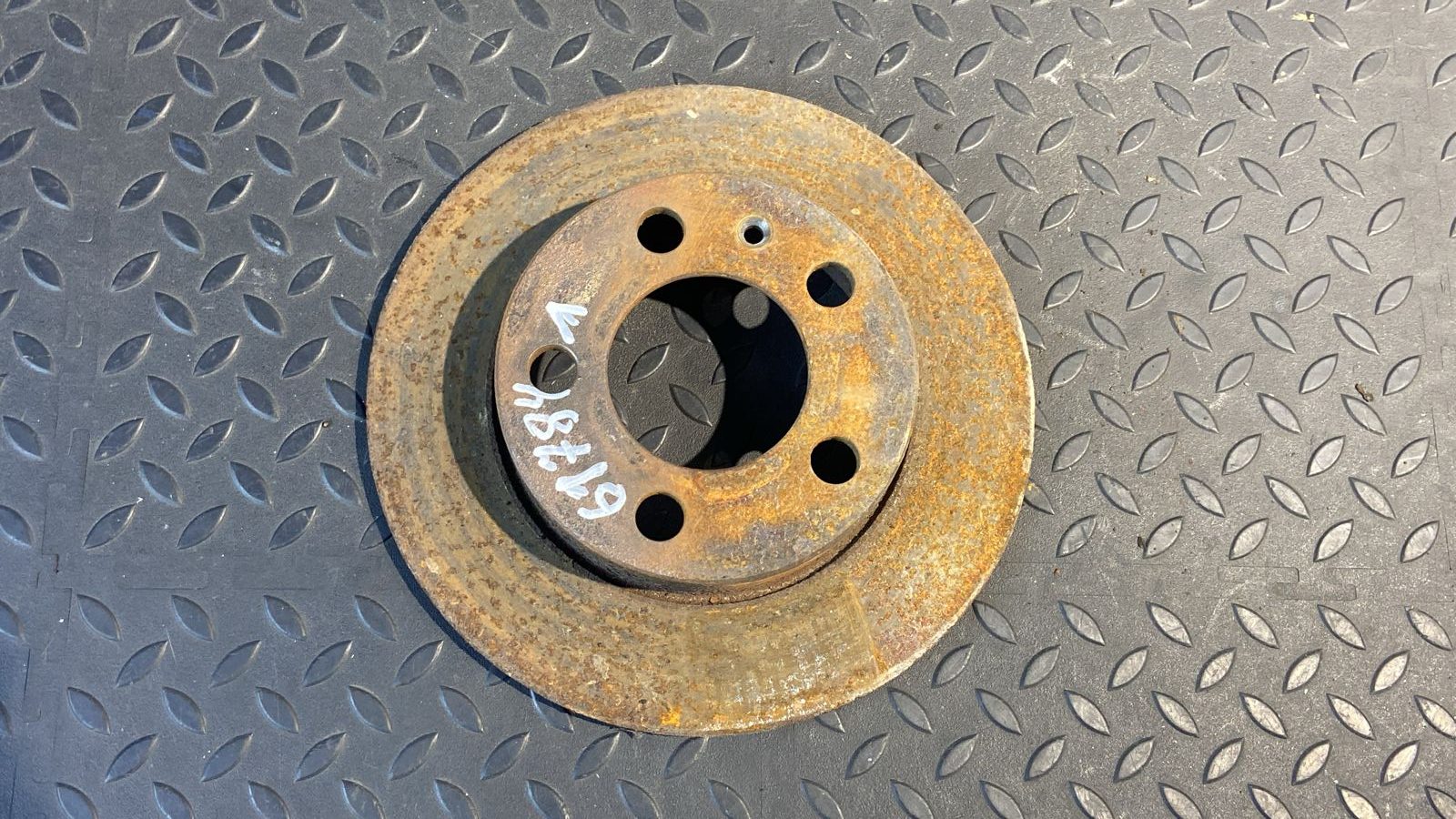 Диск тормозной задний Volkswagen Golf/4 1997-2006