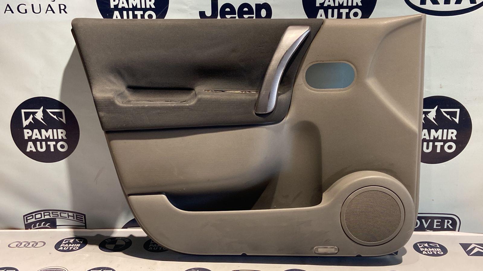 Обшивка двери передняя левая Renault Scenic/2 2003-2009