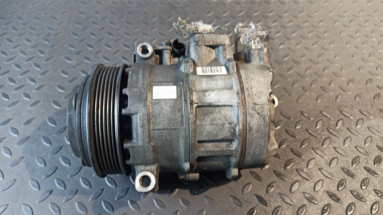 Компрессор кондиционера Mercedes Vito/W638 1996-2003