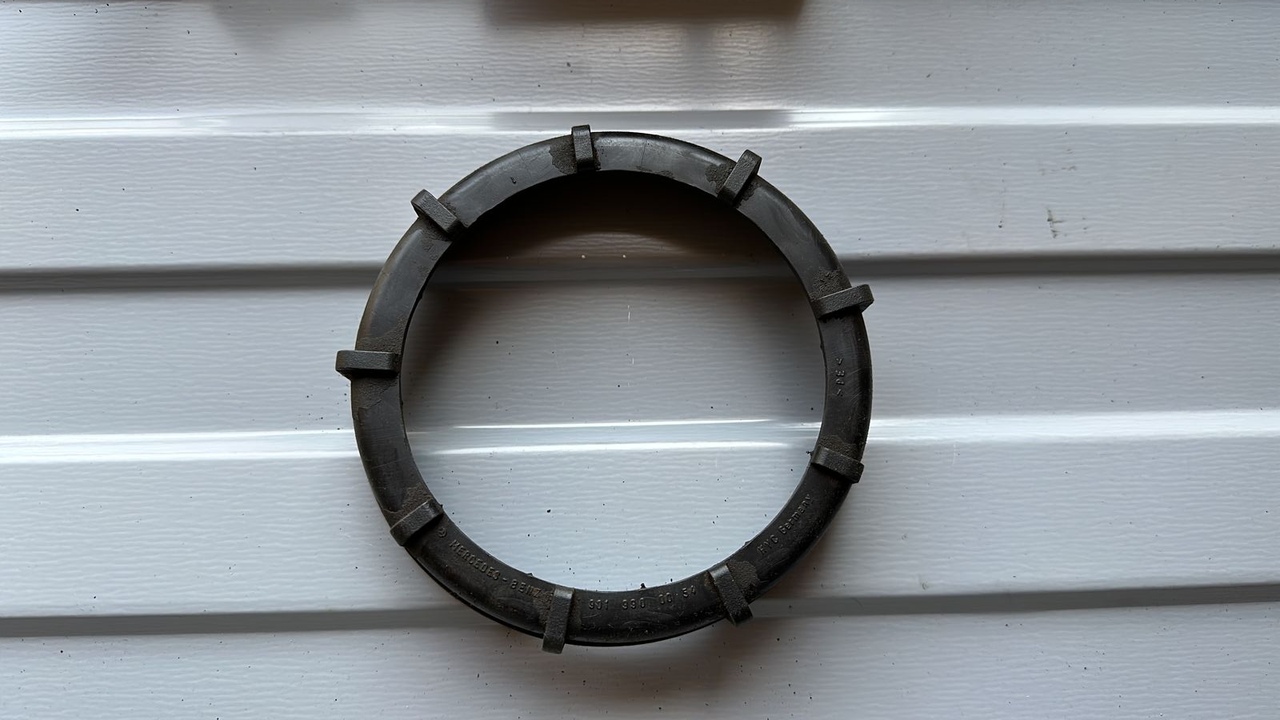 Гайка топливного насоса Mercedes Sprinter/W901-W909 1995-н.в.