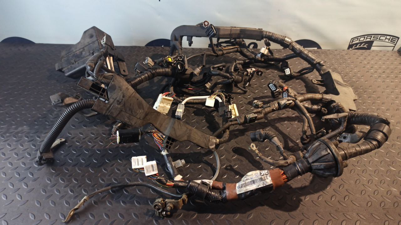 Проводка моторная Toyota Avensis/2 2003-2009