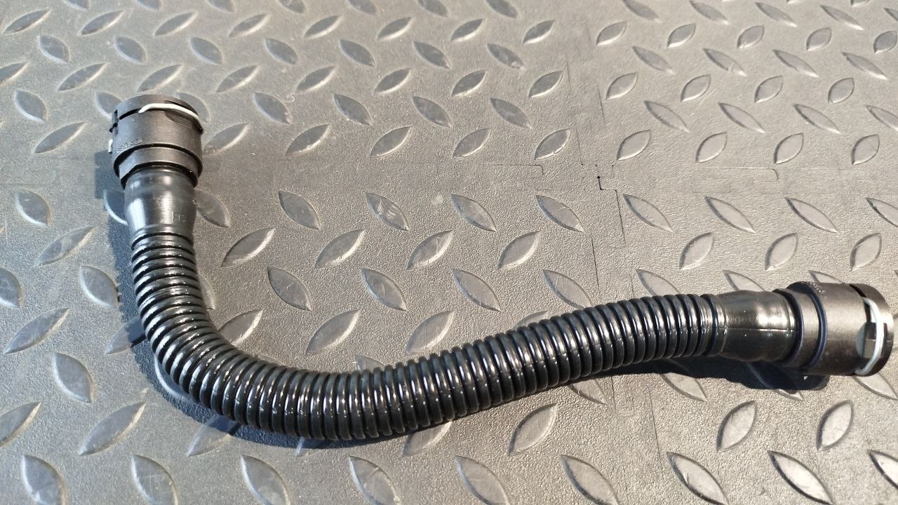 Патрубок картерных газов Opel Astra/H 2004-2014