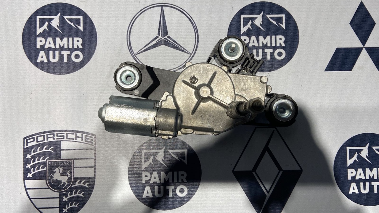 Моторчик стеклоочистителя задний Ford C-Max 2003-2010