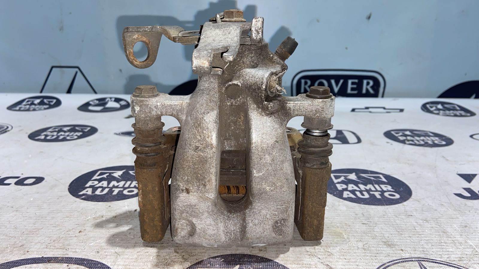 Суппорт задний правый Opel Astra/H 2004-2014