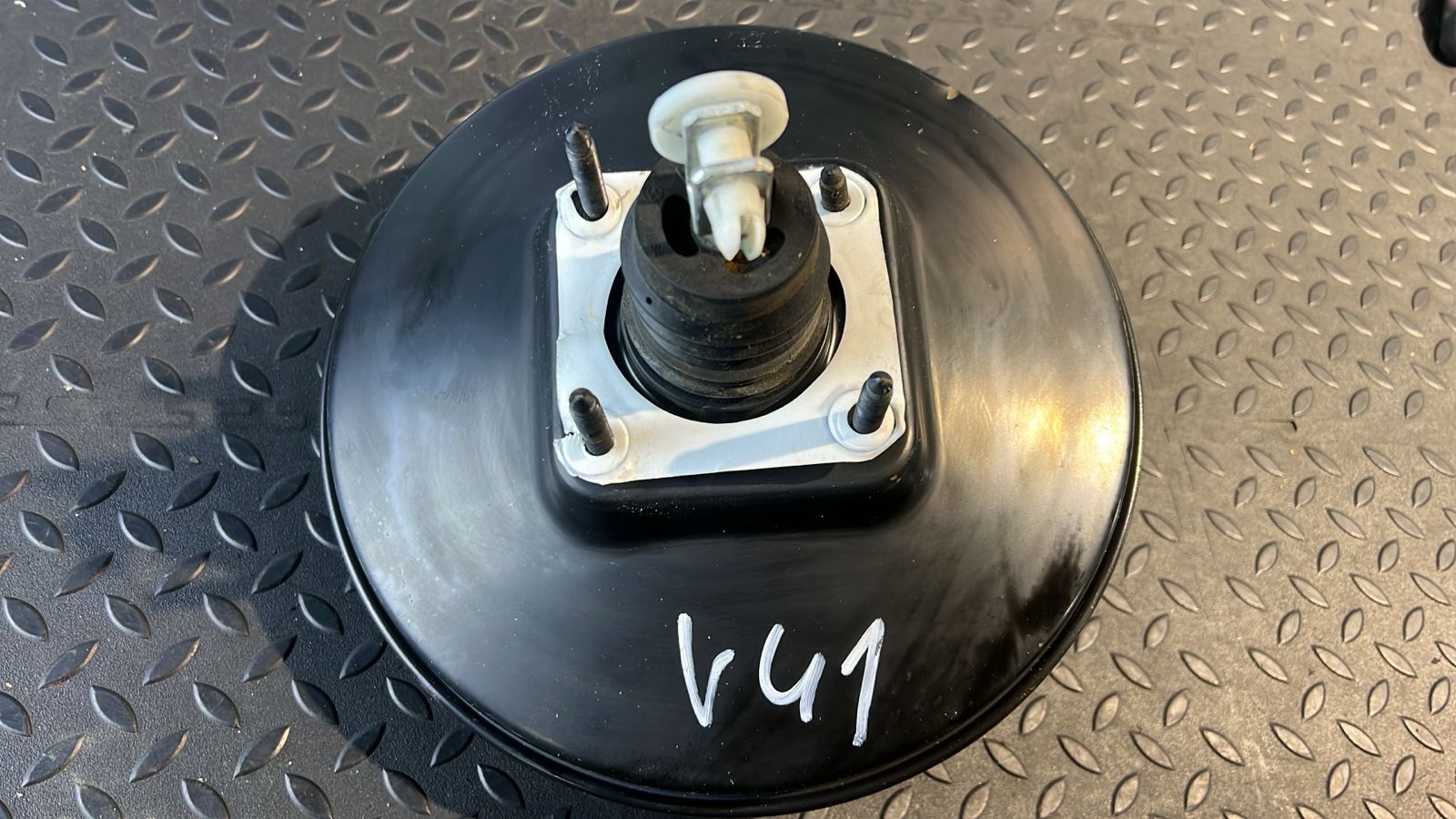 Усилитель тормозов вакуумный Ford Focus/2 2004-2011