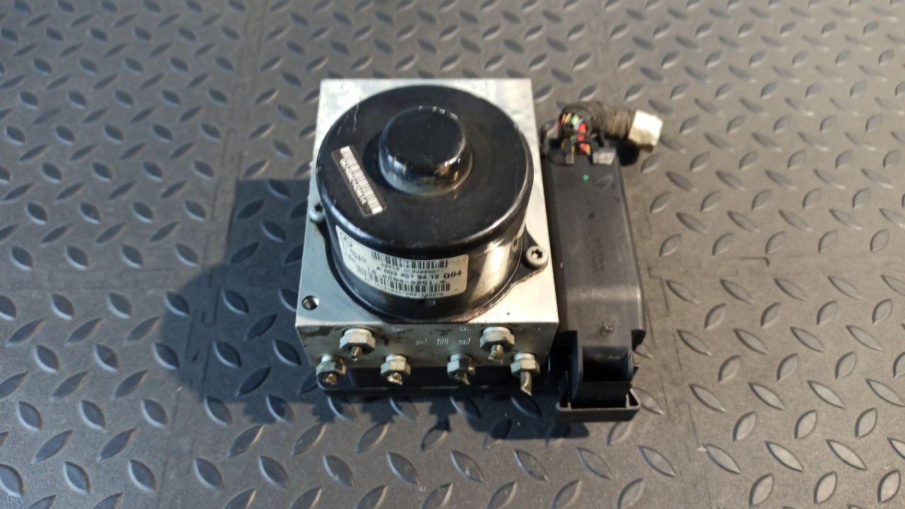 Блок ABS Mercedes C/W203 2000-2008