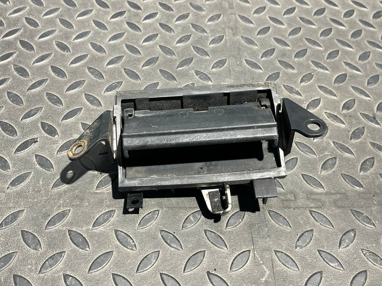 Ручка двери багажника Toyota Land Cruiser Prado/120 2002-2009