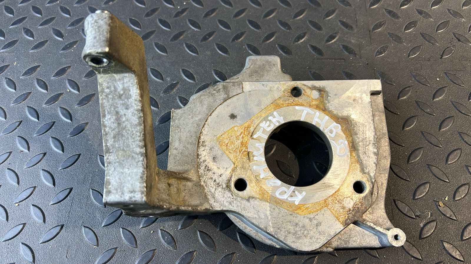 Кронштейн ТНВД Ford Focus/2 2004-2011