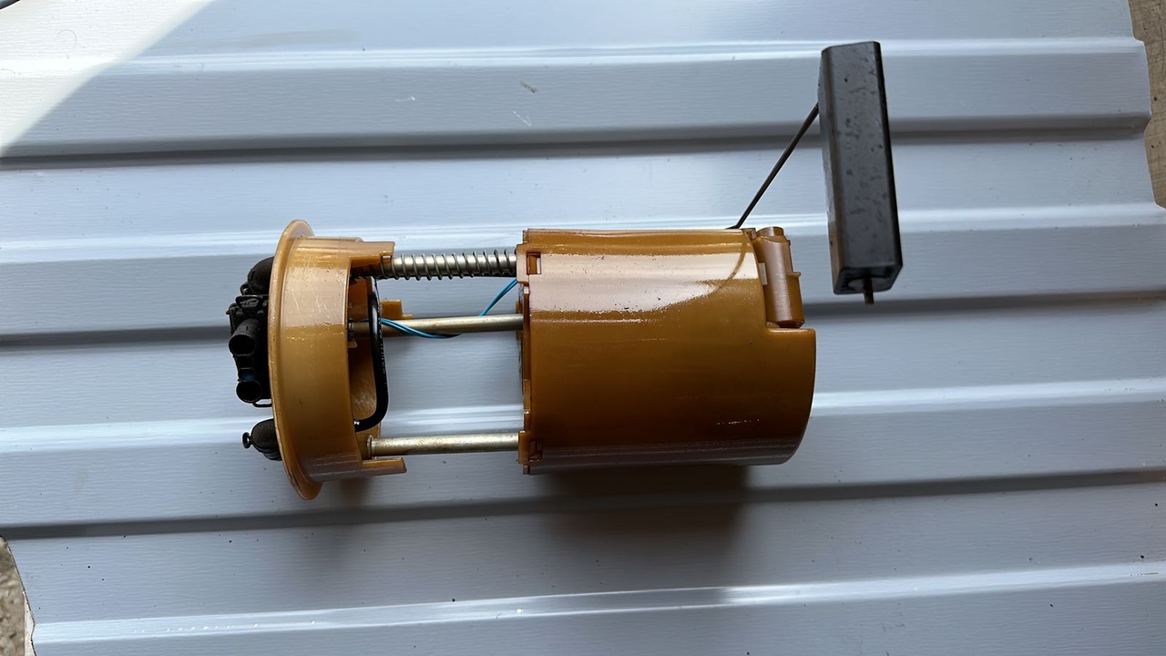 Датчик уровня топлива Mercedes Sprinter/W901-W909 1995-н.в.