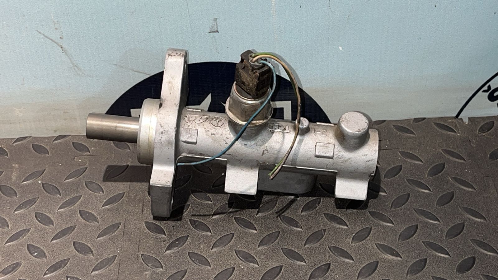 Цилиндр тормозной главный Mercedes M/W163 1997-2005