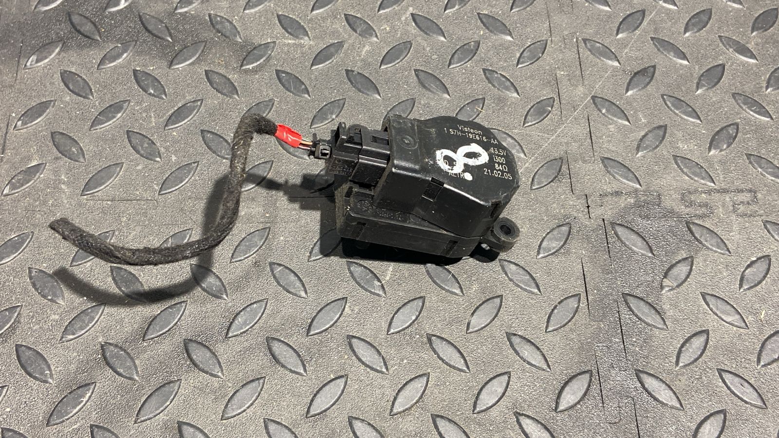 Моторчик заслонки отопителя Ford Mondeo/3 2000-2007