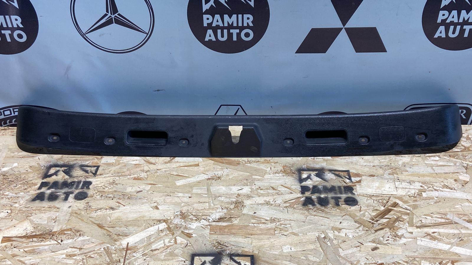 Обшивка двери багажника Mercedes E/W211 2002-2009