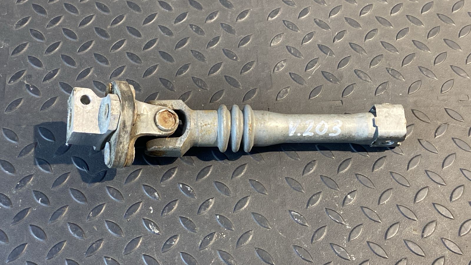 Кардан рулевой Mercedes C/W203 2000-2008