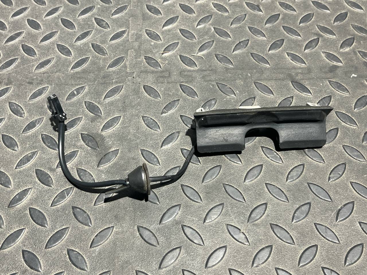 Ручка двери багажника Ford Mondeo/3 2000-2007