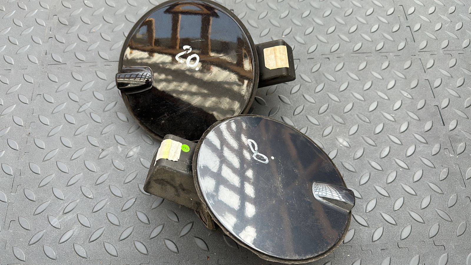 Лючок бензобака Opel Zafira/B 2005-2014