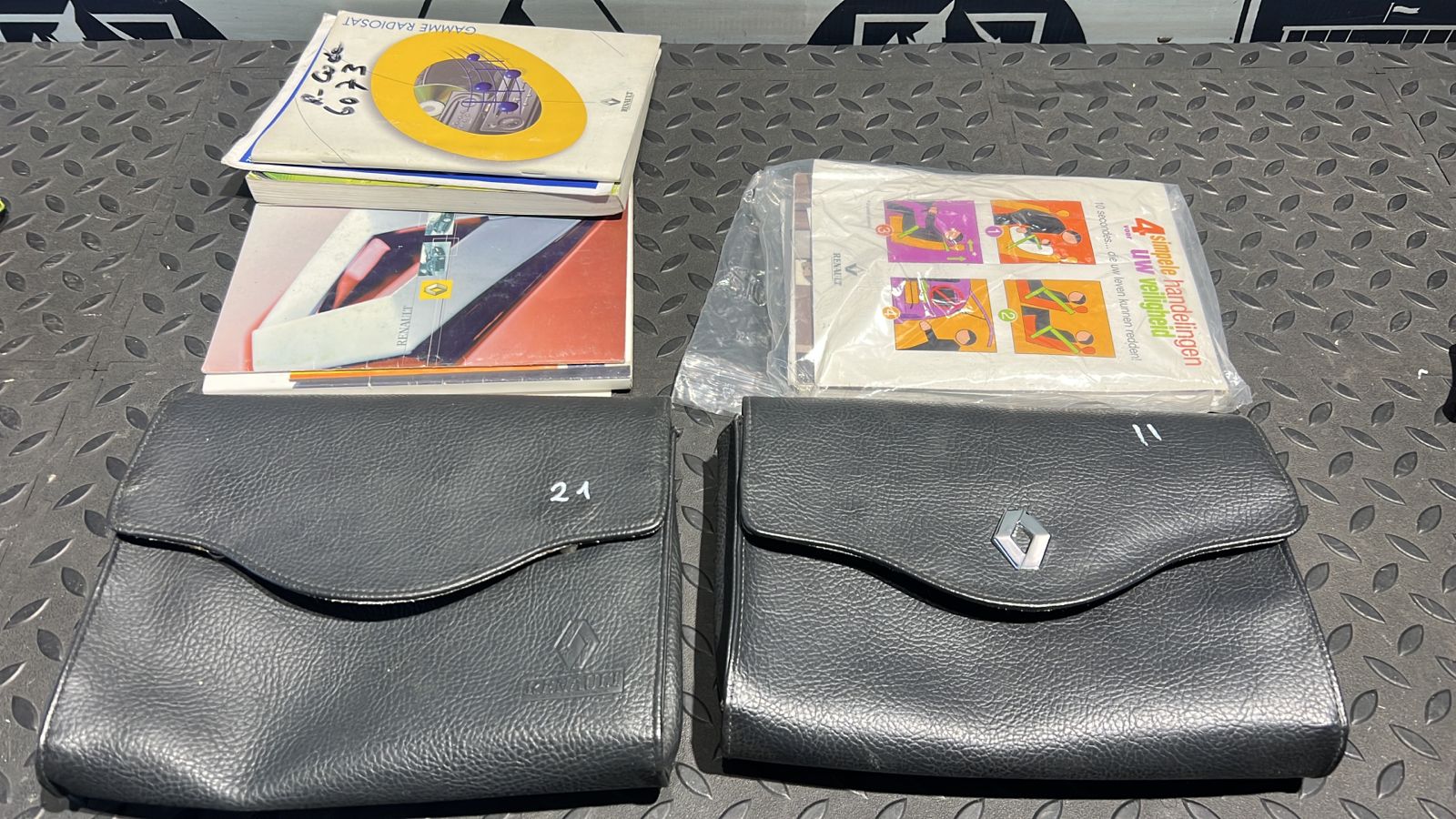 Сумка автомобильная Renault Megane/2 2002-2009