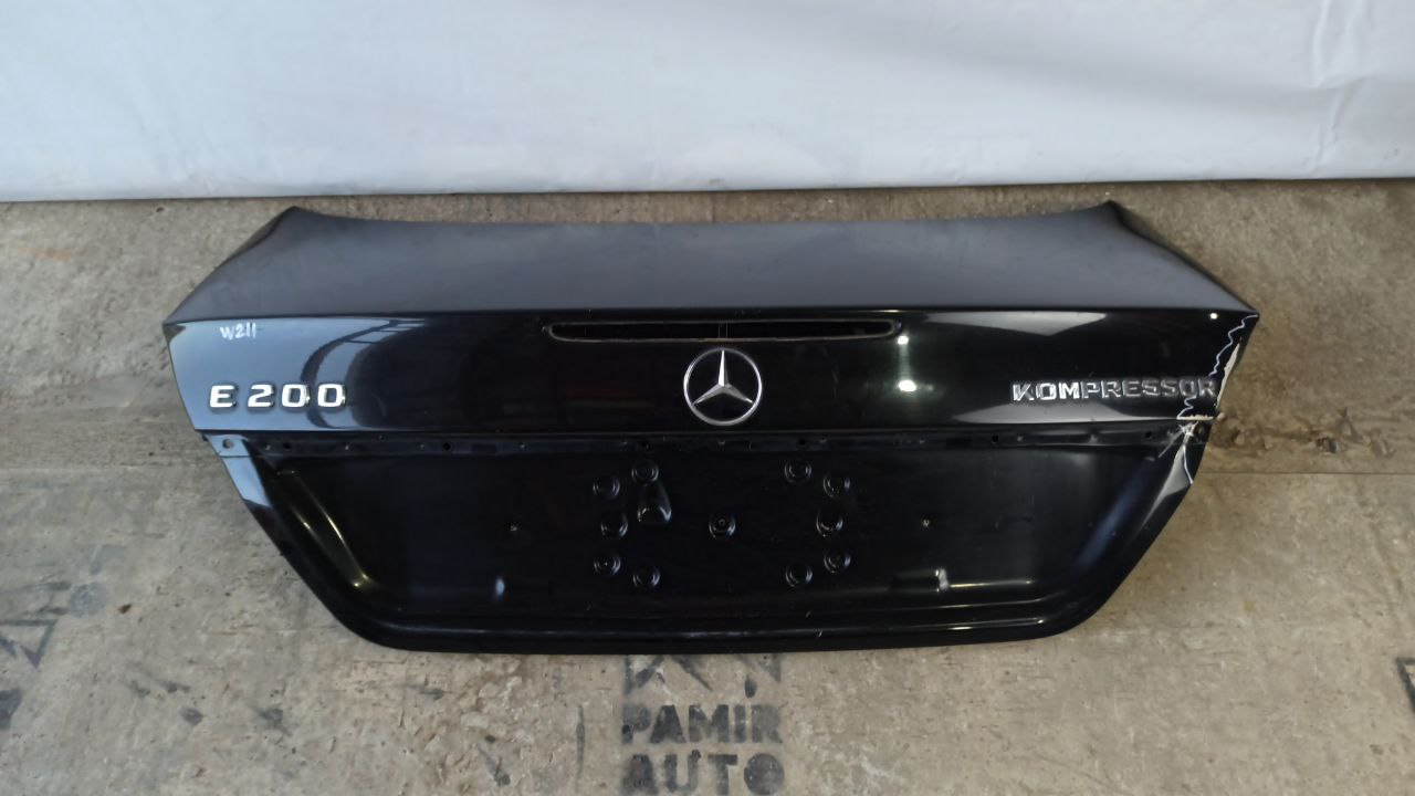 Крышка багажника Mercedes E/W211 2002-2009