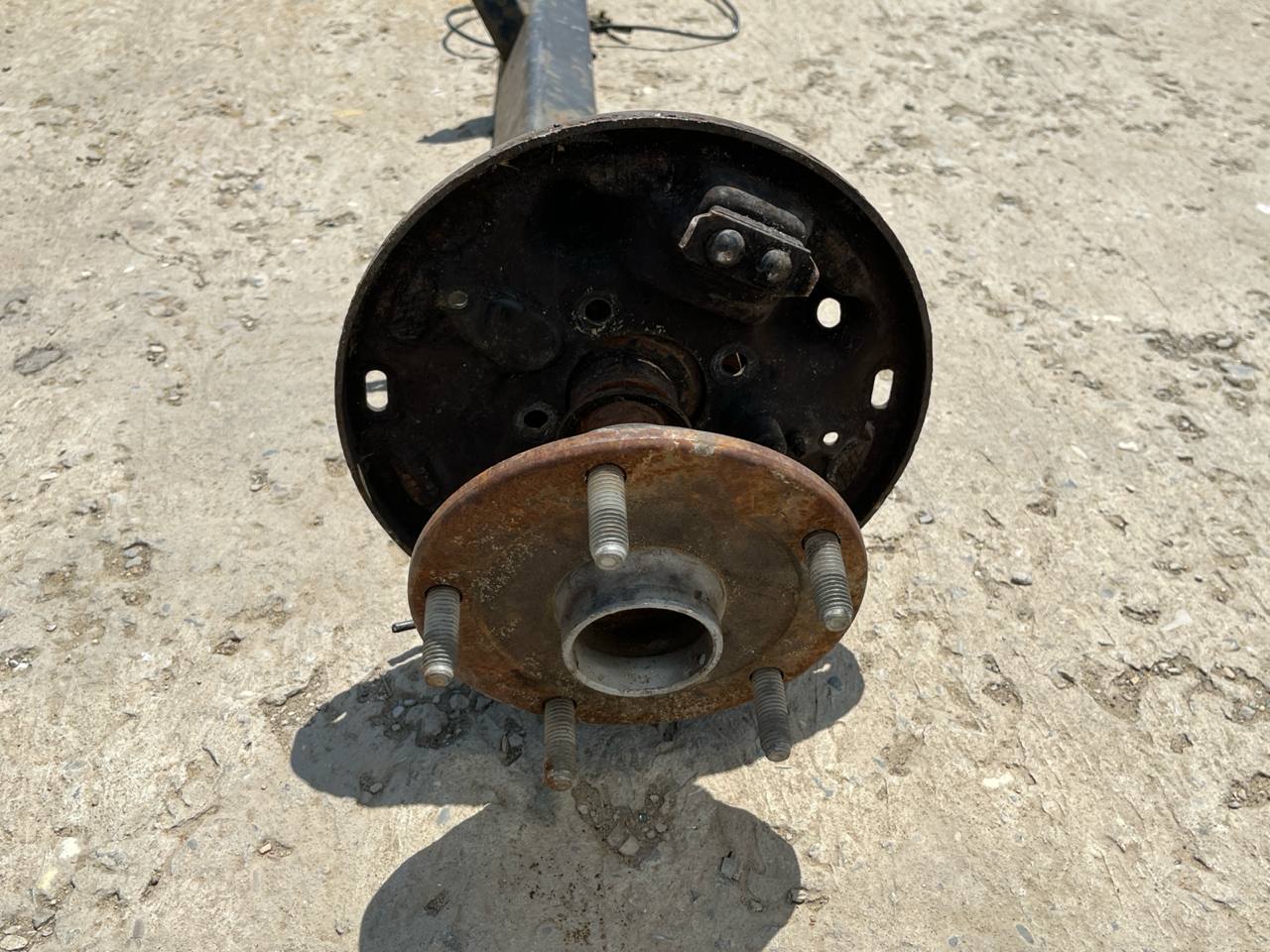 Ступица задняя Ford Transit 2000-2006