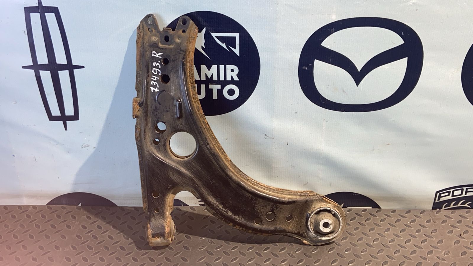 Рычаг передний правый Volkswagen Golf/4 1997-2006