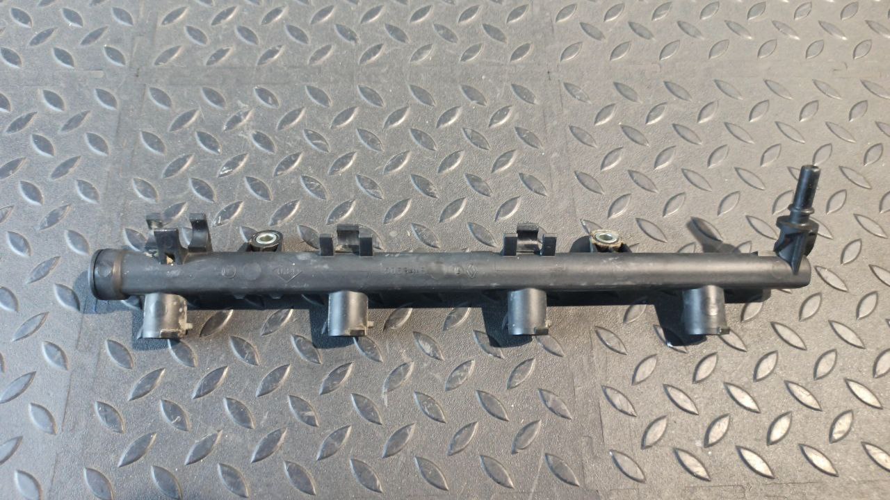 Рампа топливная Renault Megane/2 2002-2009