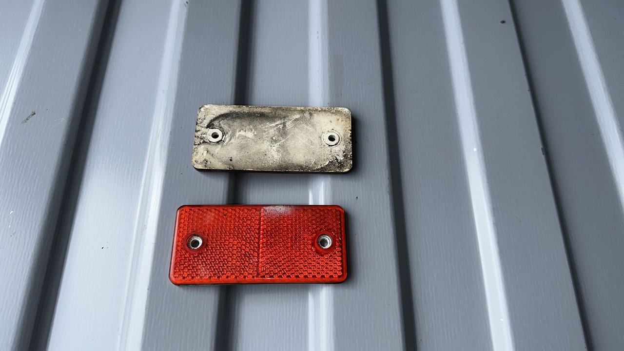 Отражатель в бампер задний Mercedes Sprinter/W901-W909 1995-н.в.